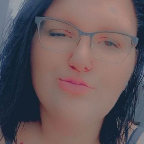 Meet the Posher Other - Meet your Posher, Paige